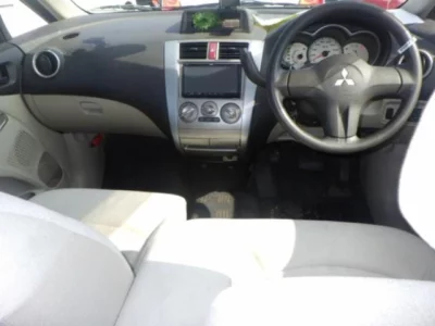 Mitsubishi COLT  с аукциона в Японии