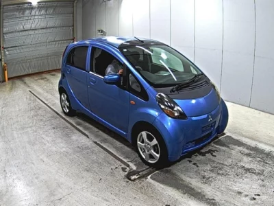 Mitsubishi I  с аукциона в Японии