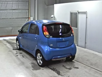 Mitsubishi I  с аукциона в Японии