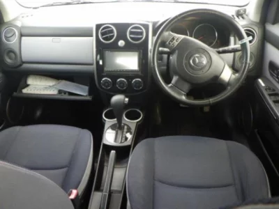 Mazda Verisa
