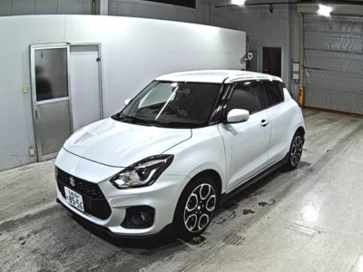 Suzuki SWIFT  с аукциона в Японии