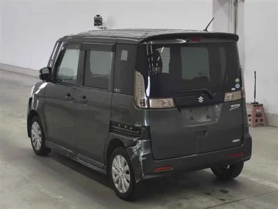 Suzuki Spacia