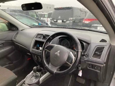 Mitsubishi RVR