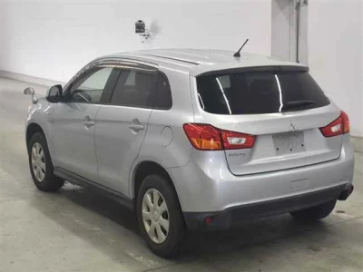 Mitsubishi RVR