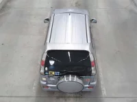 Daihatsu TERIOS KID лот № 80052 оценка 3  с аукциона в Японии 9