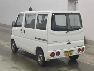Mitsubishi Minicab Van