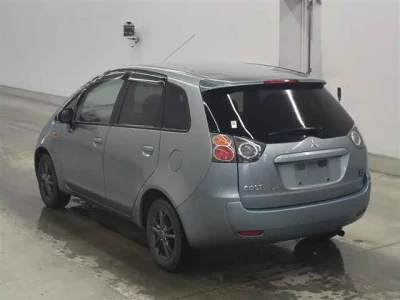 Mitsubishi Colt Plus