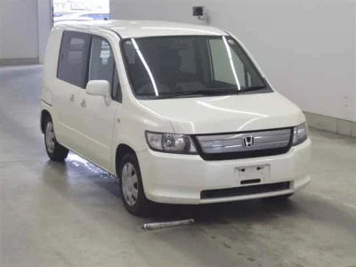Honda Mobilio Spike