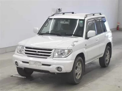 Mitsubishi Pajero iO