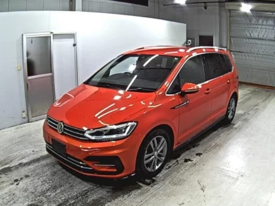 Volkswagen GOLF TOURAN  с аукциона в Японии
