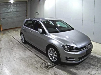 Volkswagen Golf  с аукциона в Японии