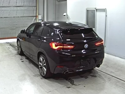 BMW X2