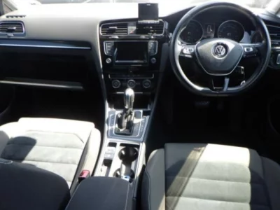 Volkswagen Golf  с аукциона в Японии