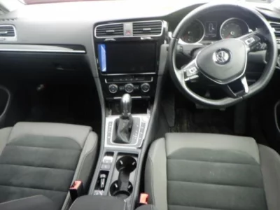 Volkswagen Golf  с аукциона в Японии