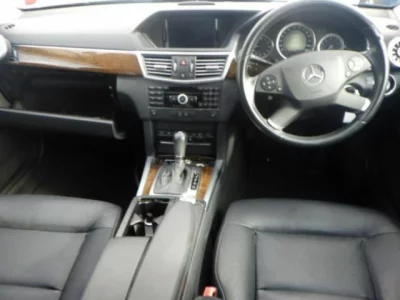 Mercedes-Benz E CLASS WAGON  с аукциона в Японии