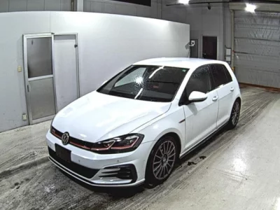 Volkswagen Golf  с аукциона в Японии