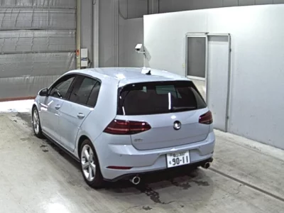 Volkswagen Golf  с аукциона в Японии