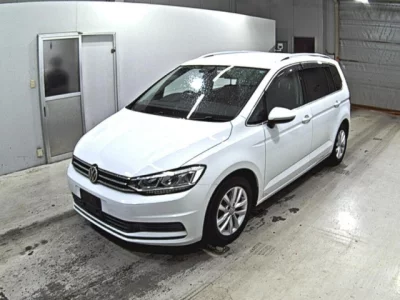 Volkswagen GOLF TOURAN  с аукциона в Японии