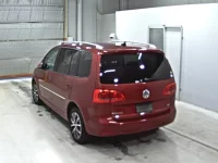 Volkswagen GOLF TOURAN лот № 2233 оценка 4  с аукциона в Японии 1