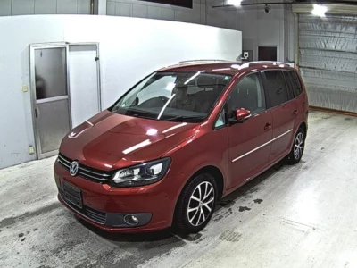Volkswagen GOLF TOURAN  с аукциона в Японии