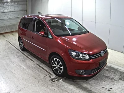 Volkswagen GOLF TOURAN  с аукциона в Японии