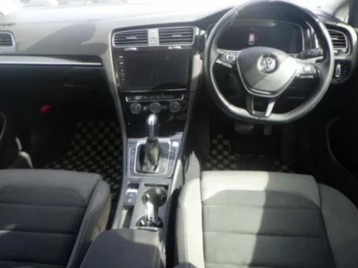 Volkswagen GOLF VARIANT  с аукциона в Японии