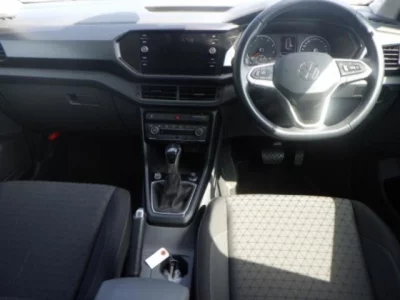 Volkswagen T-CROSS  с аукциона в Японии