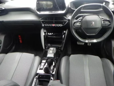 Peugeot E-2008  с аукциона в Японии