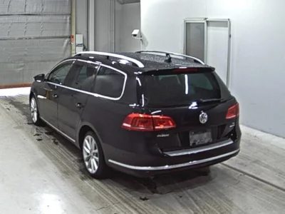 Volkswagen PASSAT VARIANT  с аукциона в Японии