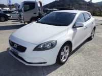 Volvo V40 лот № 3821 оценка 3.5  с аукциона в Японии 3