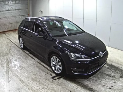 Volkswagen GOLF VARIANT  с аукциона в Японии