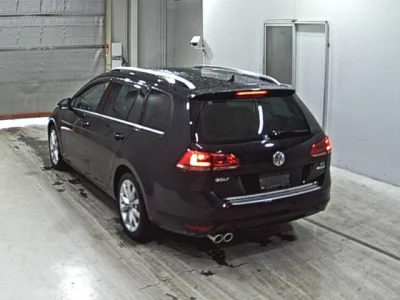 Volkswagen GOLF VARIANT  с аукциона в Японии