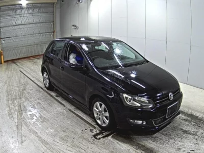 Volkswagen Polo  с аукциона в Японии