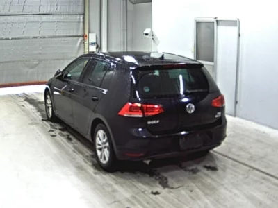 Volkswagen Golf  с аукциона в Японии