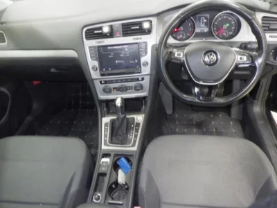 Volkswagen Golf  с аукциона в Японии