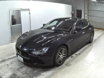 Maserati GHIBLI  с аукциона в Японии