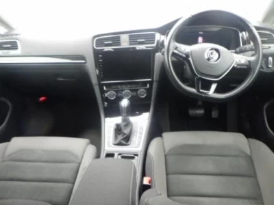 Volkswagen GOLF VARIANT  с аукциона в Японии