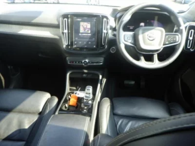 Volvo XC40  с аукциона в Японии