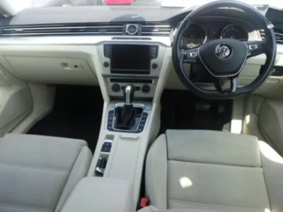 Volkswagen PASSAT VARIANT  с аукциона в Японии