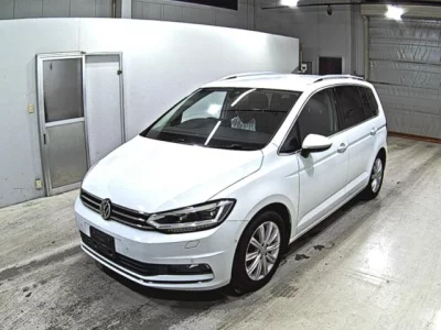Volkswagen GOLF TOURAN  с аукциона в Японии
