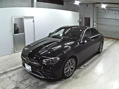 Mercedes-Benz E CLASS  с аукциона в Японии