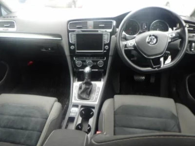 Volkswagen Golf  с аукциона в Японии