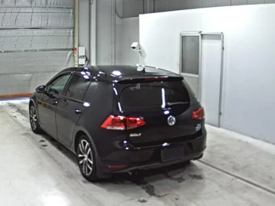 Volkswagen Golf  с аукциона в Японии