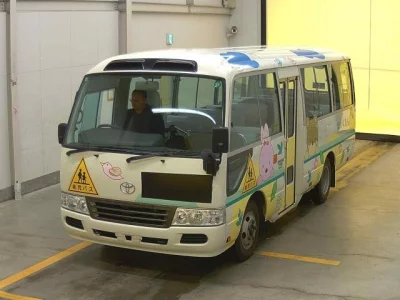Toyota COASTER