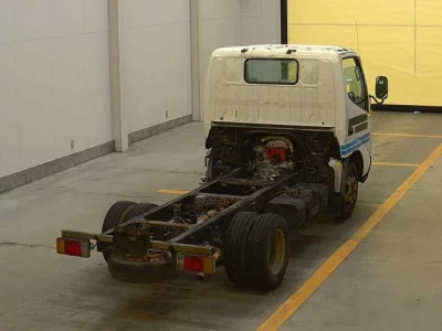 Toyota DYNA  с аукциона в Японии