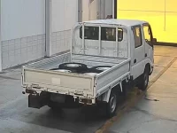 Toyota DYNA лот № 7012 оценка 3.5  с аукциона в Японии 1
