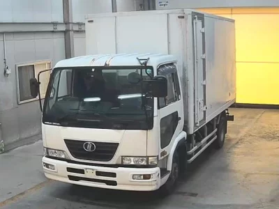 Nissan CONDOR