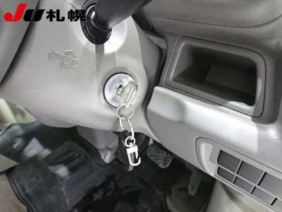Mitsubishi Minicab Van