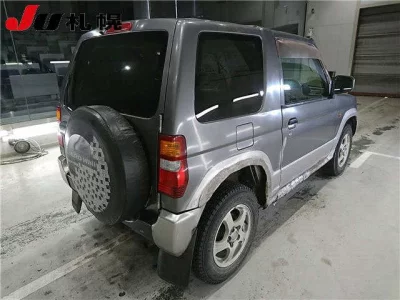 Mitsubishi Pajero Mini