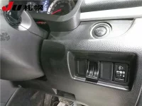 Suzuki SWIFT лот № 10 оценка R  с аукциона в Японии 3